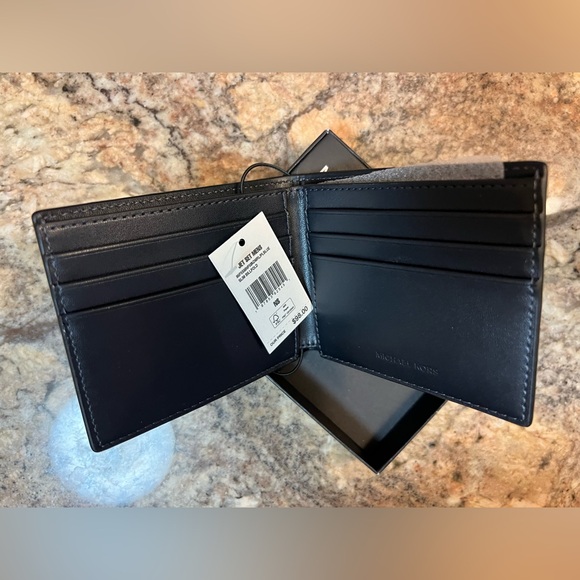 MICHAEL KORS Jet Set Slim Bifold Wallet - Picture 2 of 2
